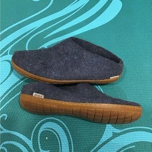 glerups slippers sz 39